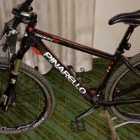 Bicicletta MTB in carbonio Pinarello 29"