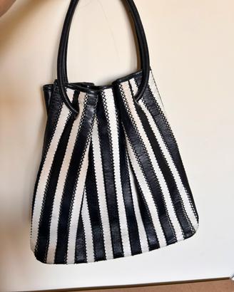Borsa Giorgio Armani