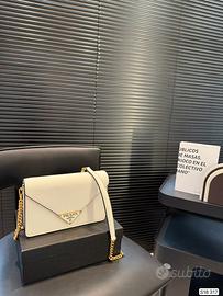 Borsa a tracolla da donna Prada Soft Calf