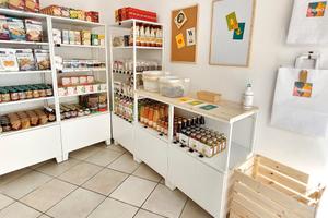 Mini market di prodotti biologici