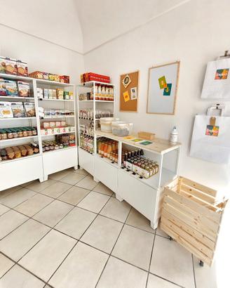 Mini market di prodotti biologici