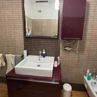 Cassettone bagno con lavabo e 2 pensili