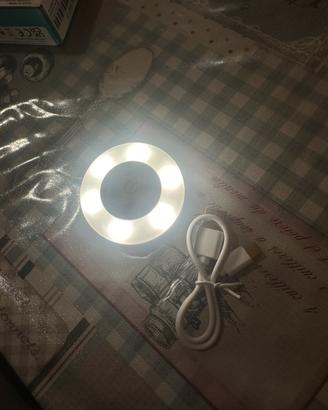 Luce led da notte