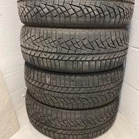 Pneumatici invernali hankook  Jeep compass