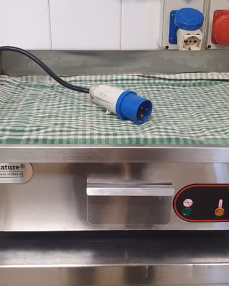 Griglia elettrica piastra rigata /fry top da banco