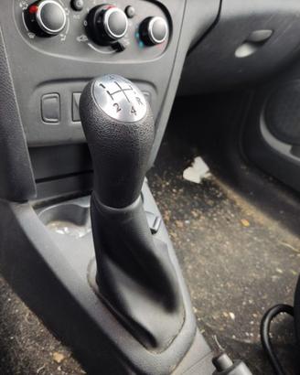 Leva cambio DACIA SANDERO 898cc benzina del 2018