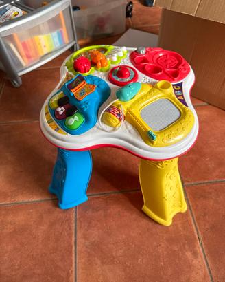 Tavolo interattivo per bambini della Chicco