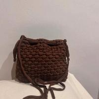 Borsetta  lavorata a mano, uncinetto.