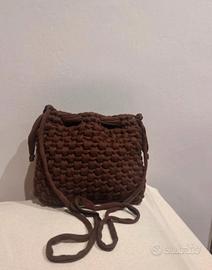 Borsetta  lavorata a mano, uncinetto.