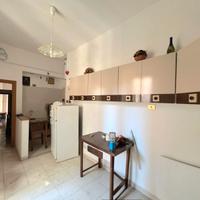 Poli: appartamento centrale