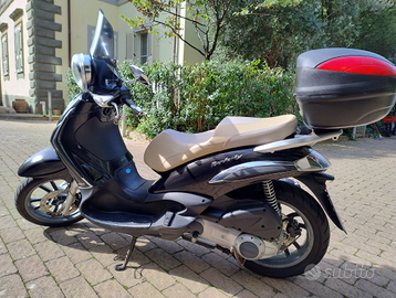 Scooter Beverly Tourer 300 i e