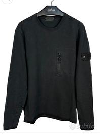 Felpa nera Ghost con taschino Stone Island