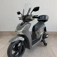 MOTO ELETTRICA PER BAMBINI HONDA SH NUOVA