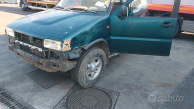 ricambi usati Nissan Terrano II