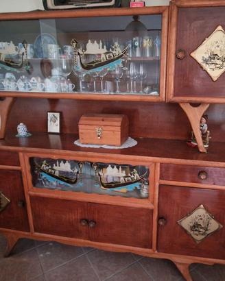 Credenza in buono stato