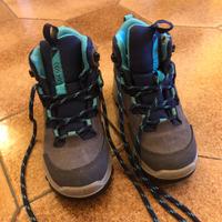 Scarpe trekking bambino MH500 impermeabili grigie