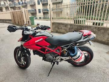 Ducati Hypermotard 1100 Evo