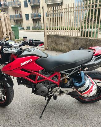Ducati Hypermotard 1100 Evo