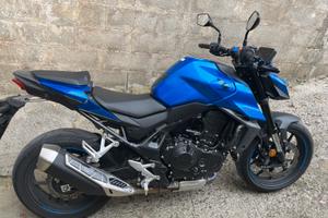 Honda Hornet 750 - 2025