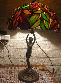 Lampada da tavolo Tiffany 