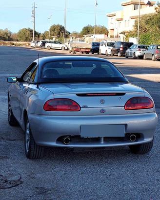 MG MGF 1.8i con assetto a ghiera regolabile