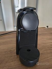 Macchina caffè Nespresso DeLonghi  Essenza mini