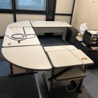 Tavolo da ufficio ad U