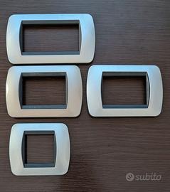 Placche Bticino Living in metallo varie musire