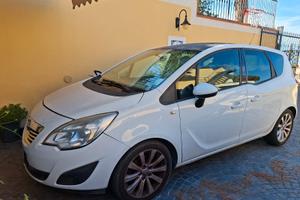 Opel meriva 1.4 Gpl anno 2012