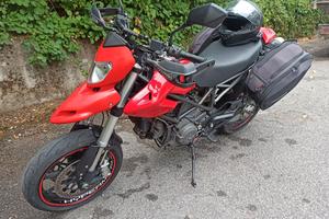 Hypermotard 796, depo a libretto