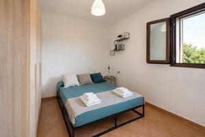 Bilo con giardino e barcue