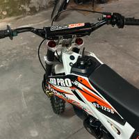 Pit bike