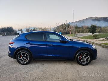 Alfa romeo Stelvio Q4