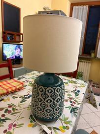 Lampada da tavolo