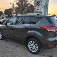 Ford Kuga 2.0 TDCI 150 CV S&S 4WD Titanium