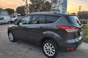 Ford Kuga 2.0 TDCI 150 CV S&S 4WD Titanium