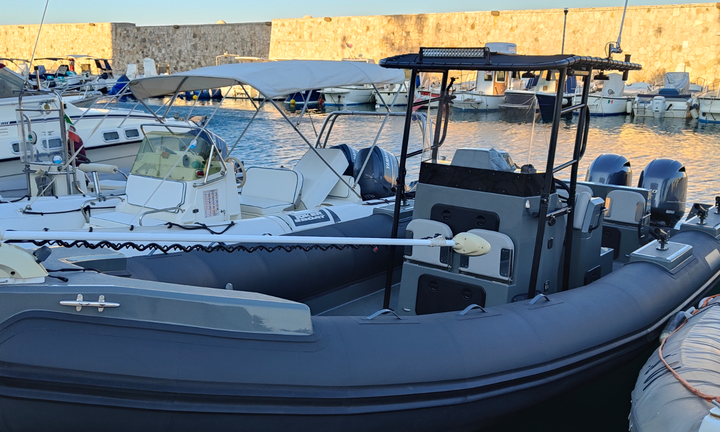 Gommone fishing med 8.50