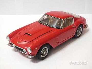 Ferrari 250 GT SWB 1/18 CMC