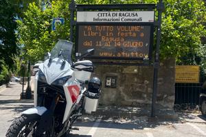 Moto Morini X-Cape 650
