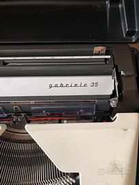 Macchina da scrivere Adler Gabriele 35