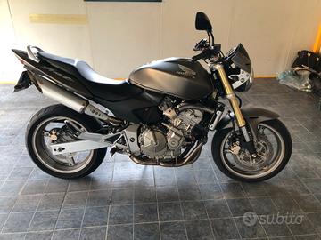 HONDA HORNET 600 2006 6800KM.