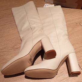 Stivali Zara n. 35, NUOVI