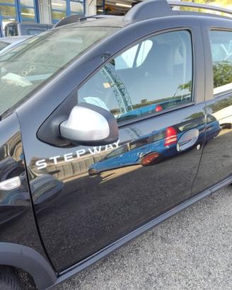 Porta anteriore sx nuda DACIA SANDERO del 2018