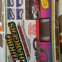 Set per gare veicoli slot car su pista elettrica