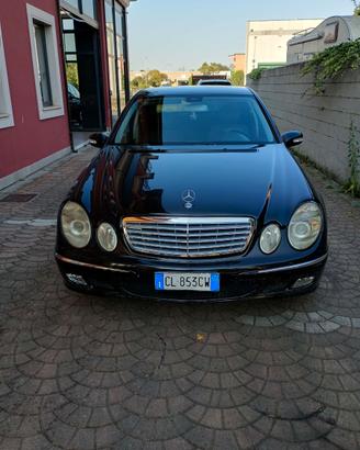 Mercedes Benz 270 cdi