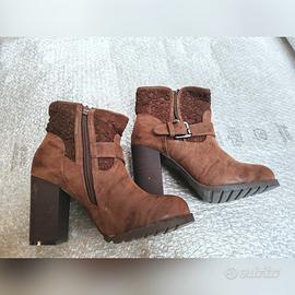 stivaletti con fibbia marroni NUOVI