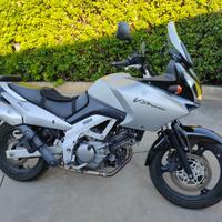 Suzuki V Strom DL 650 - 2004