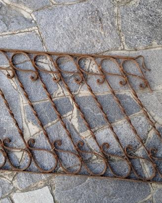 Ringhiera ferro battuto per scala