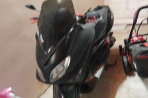 Yamaha T Max - 2009