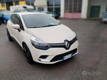 Renault Clio dCi 8V 75CV Start&Stop 5 porte Energy